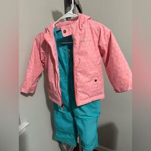 Columbia double flake set 4T ski suites